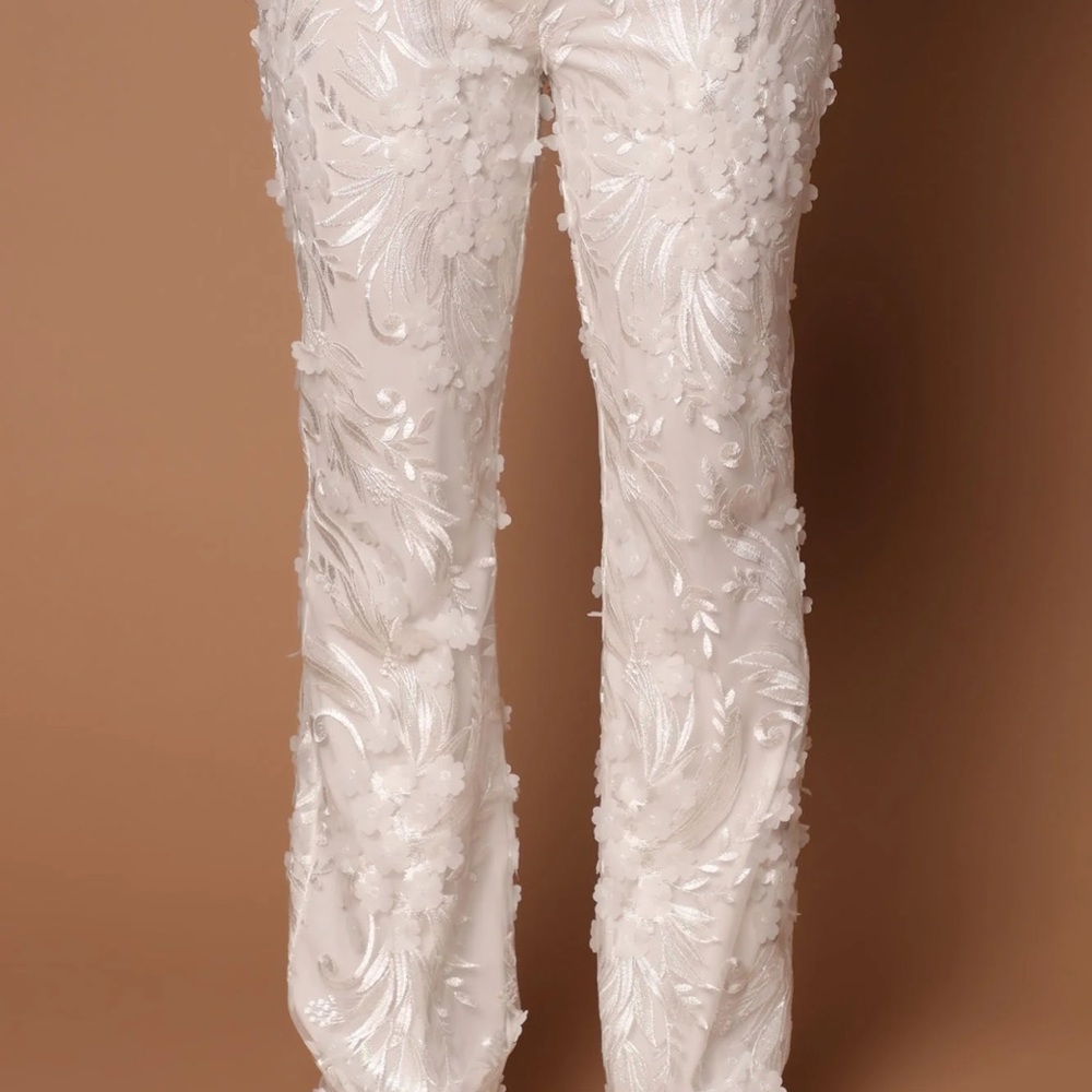 White lace pants